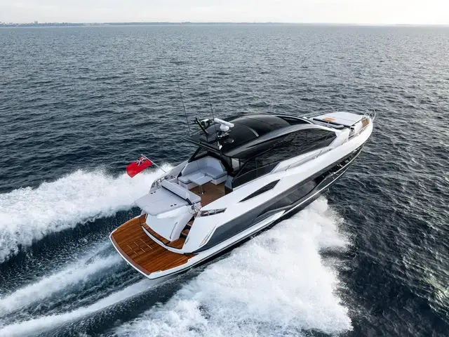 Sunseeker Predator 55