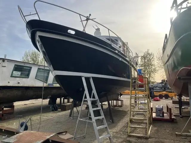 Stevens 34 Dutch Steel Motor Cruiser