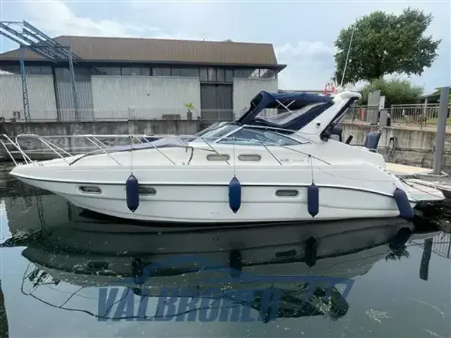 Sealine S34 for sale in Italy for €100,000