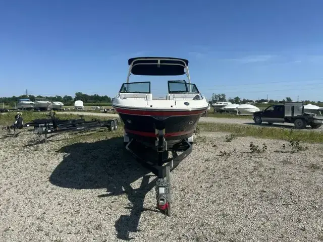 Sea Ray 270 Sundeck