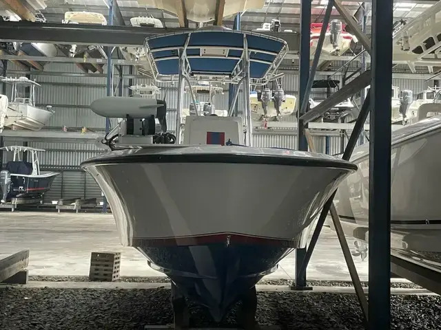 Contender Boats 23T