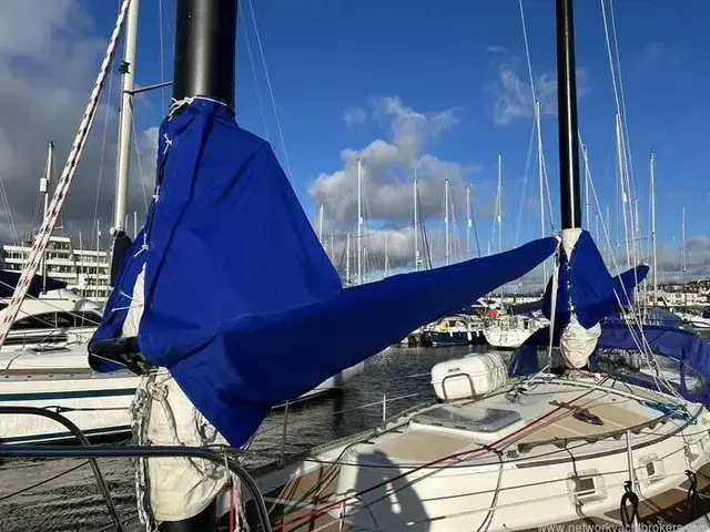 Freedom 35