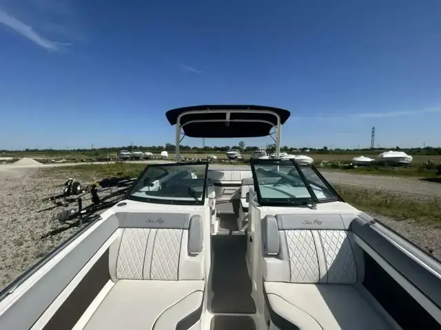 Sea Ray 270 Sundeck