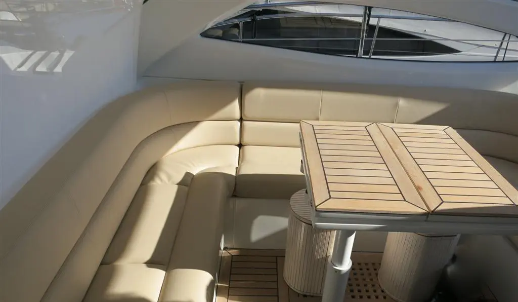 2005 Pershing 50