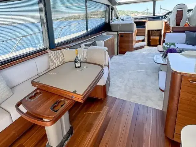 Princess Yachts Limited S72