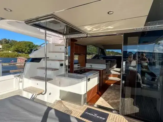 Princess Yachts Limited F55