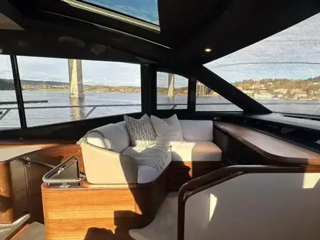 Princess Yachts Limited S72