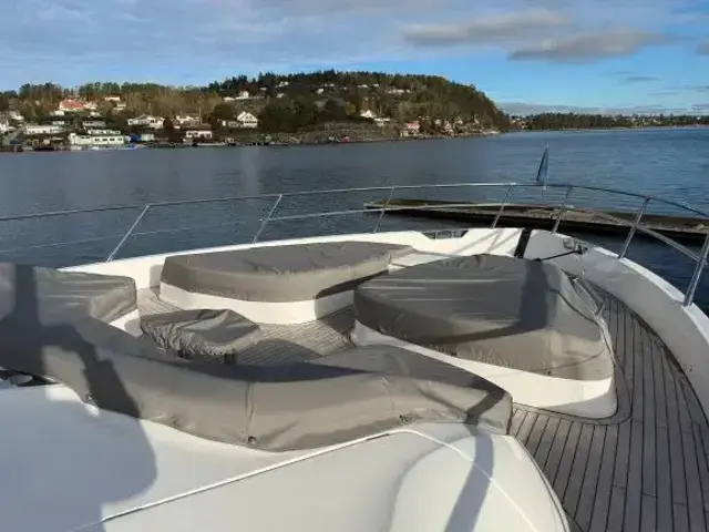 Princess Yachts Limited S72