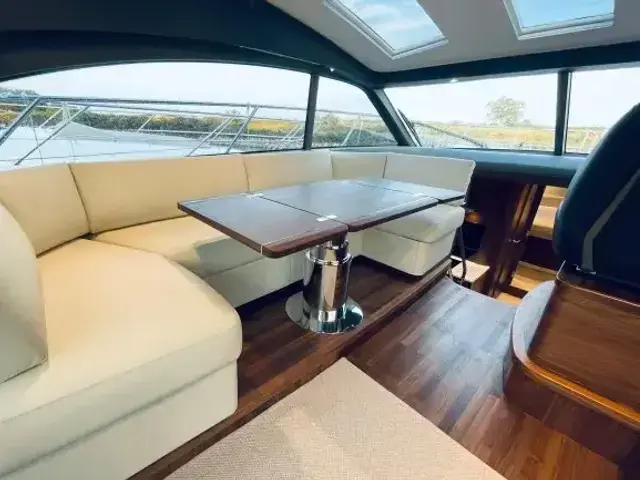 Princess Yachts Limited V50