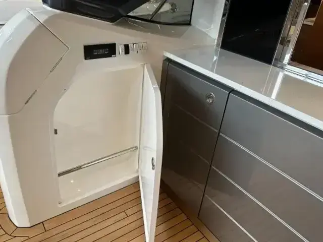 Princess Yachts Limited S66