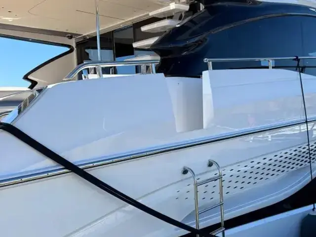 Princess Yachts Limited S72