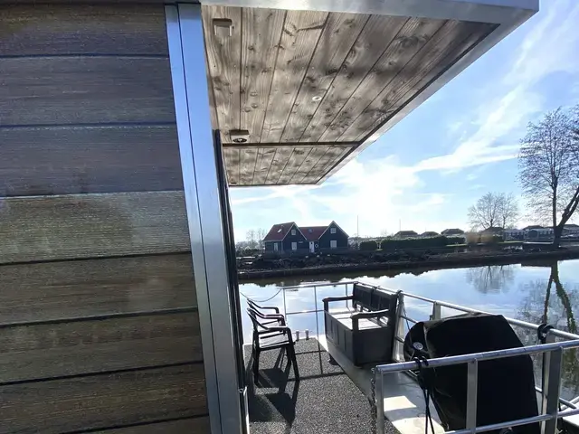 Ol Boats Houseboat