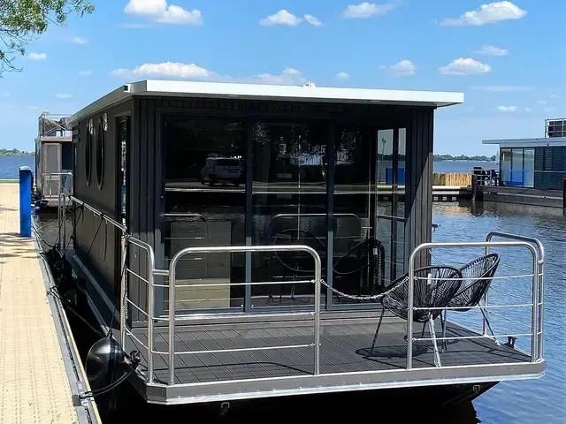 Nordic Season NS 36 Eco 23m2 Houseboat