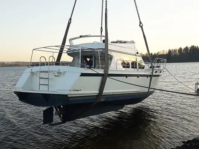 Valk Challanger 42 Flybridge