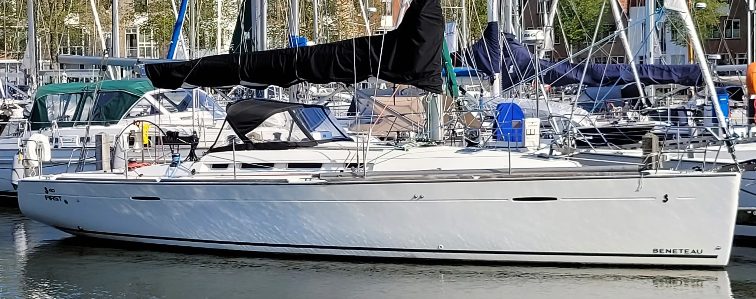 2011 Beneteau first 40