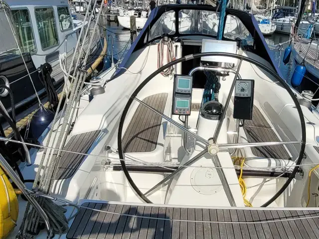 Bavaria 35