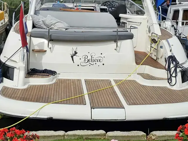 Bavaria 37