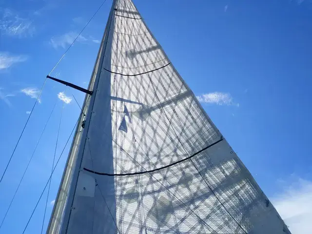 Beneteau First 27