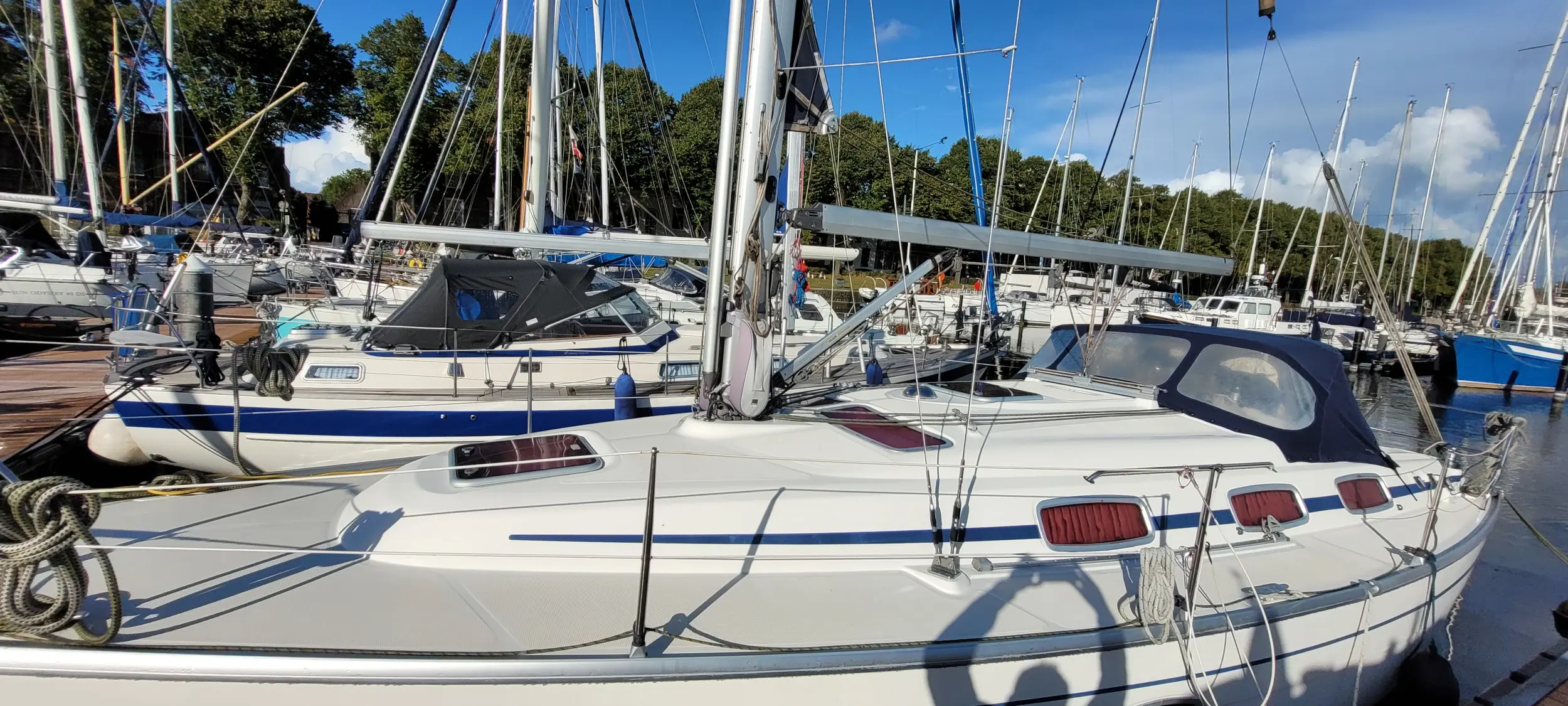 2006 Bavaria 33 cruiser