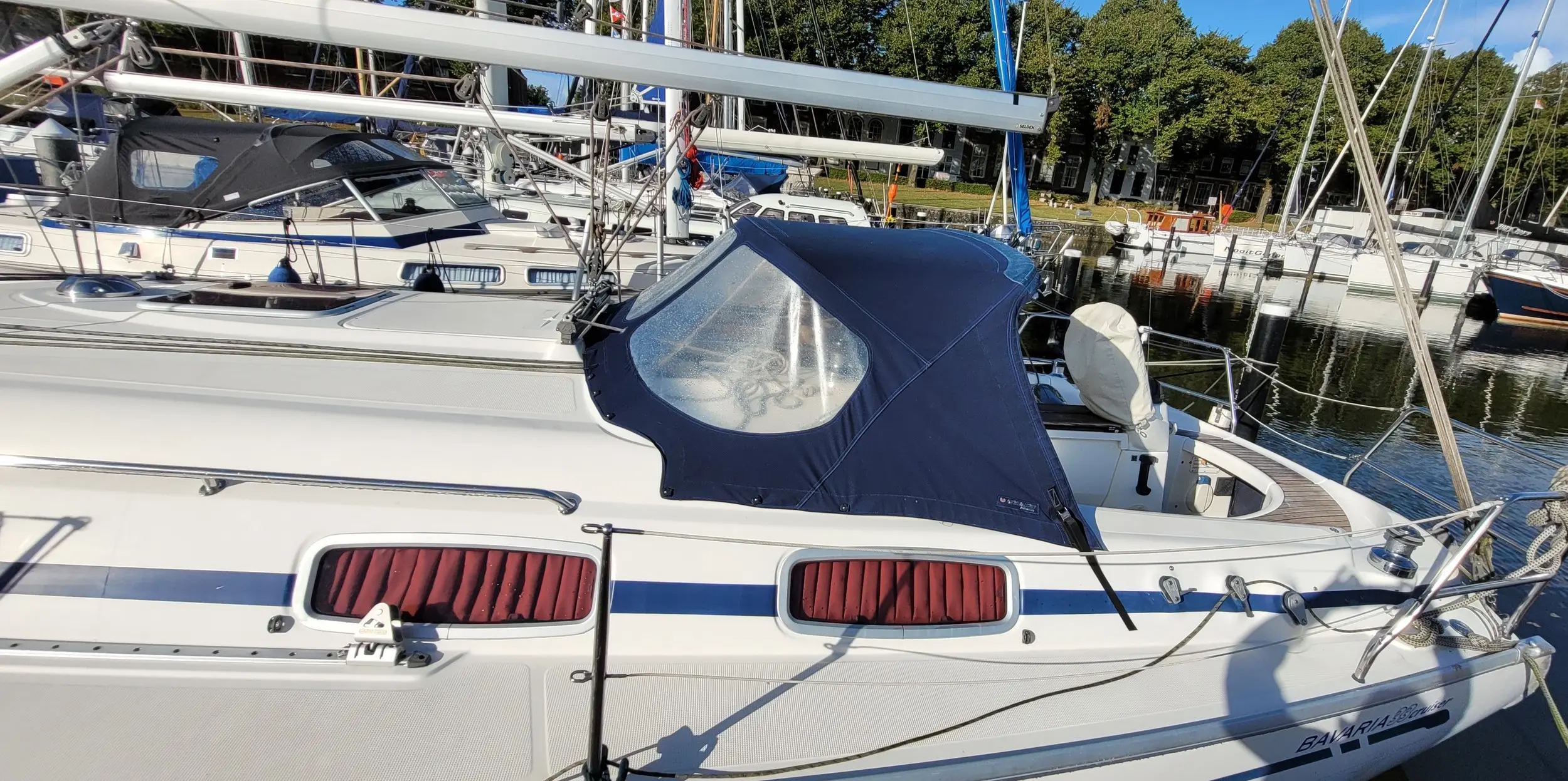 2006 Bavaria 33 cruiser