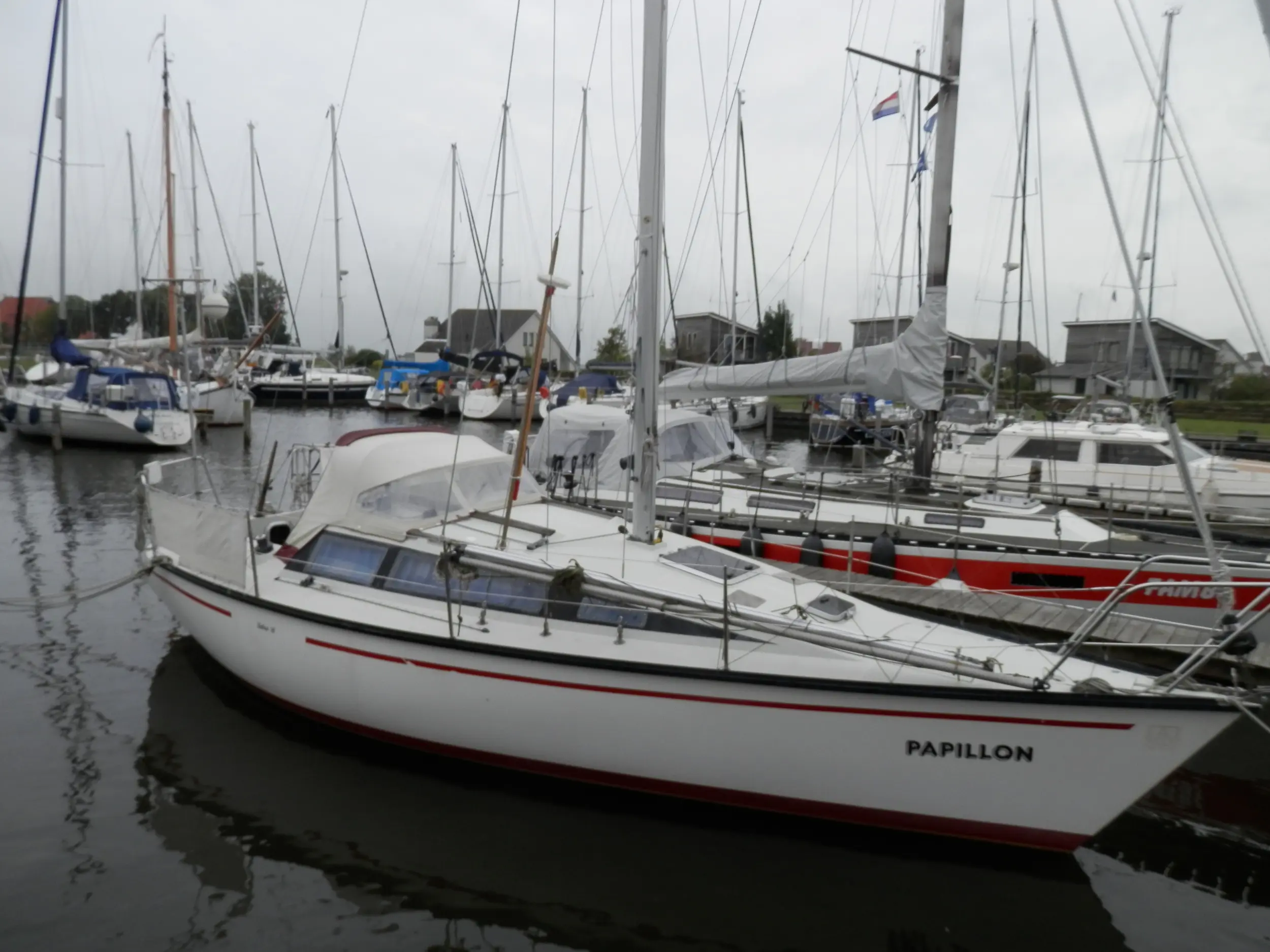 1984 Dufour 28