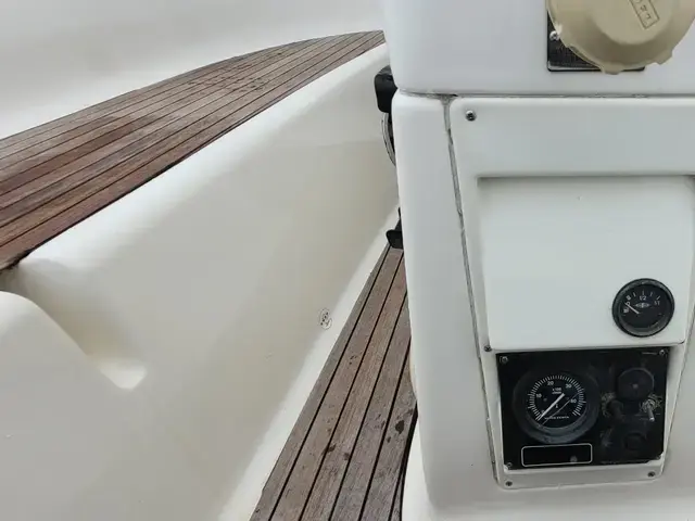 Bavaria 33 Cruiser