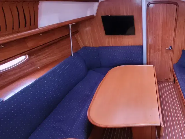 Bavaria 33 Cruiser