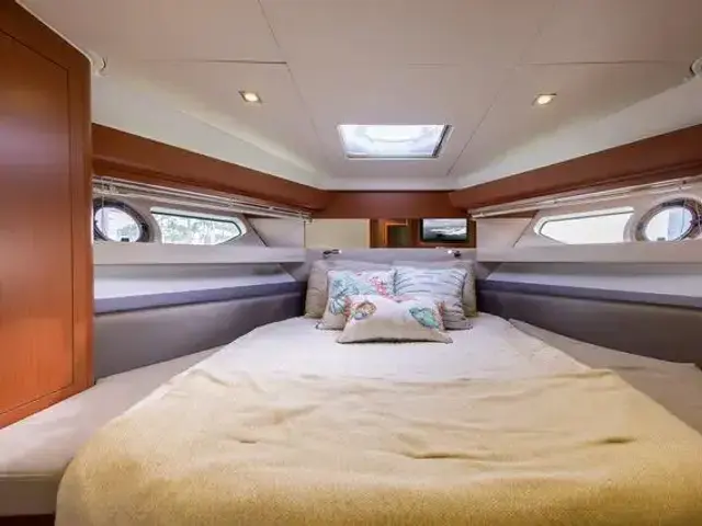 Beneteau 44'