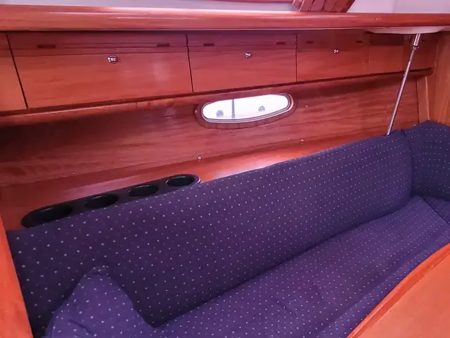 Bavaria 33 Cruiser