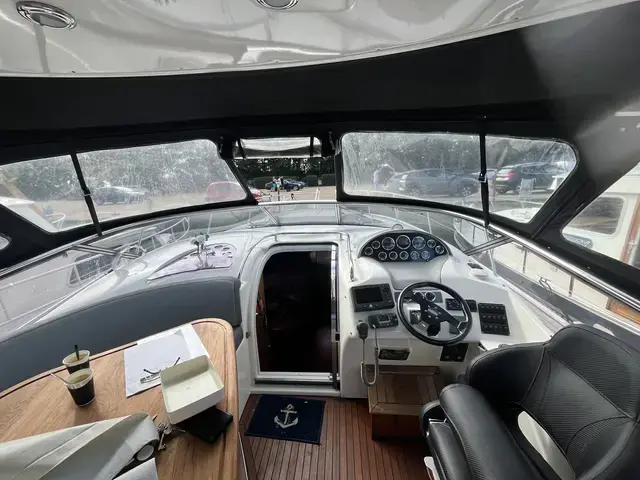 Bavaria 37