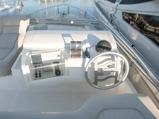 Ferretti Yachts 620