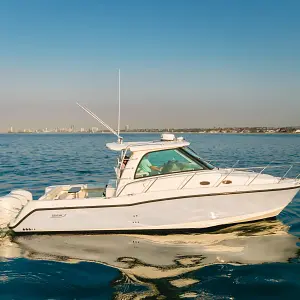 2009 Boston Whaler 34'