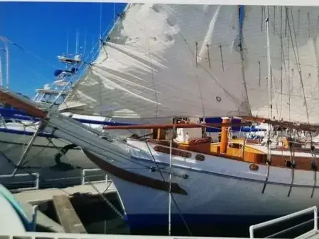 American International Marine Seawitch Ketch