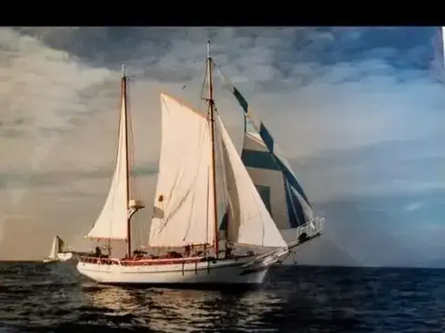 American International Marine Seawitch Ketch