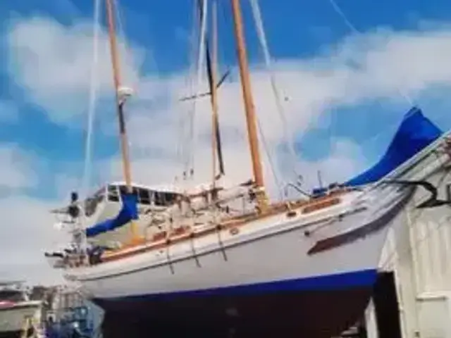 American International Marine Seawitch Ketch