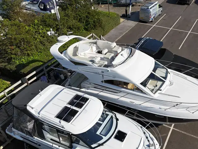 Fairline Phantom 38