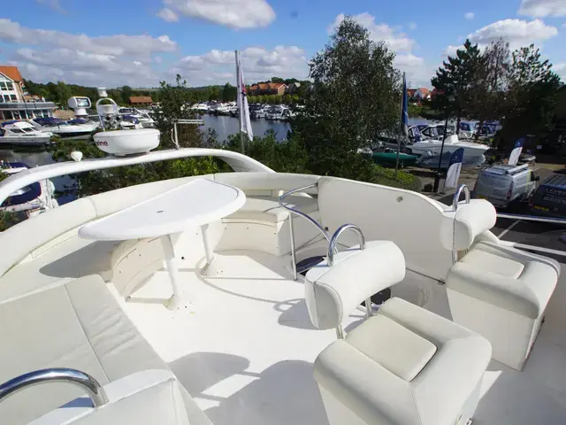 Fairline Phantom 38