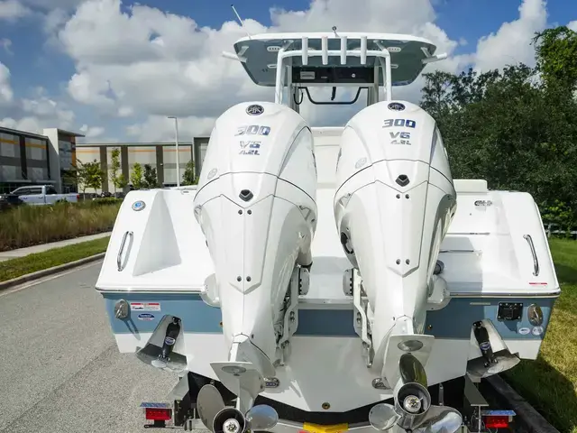 Sea Hunt Boats Gamefish 28 FS