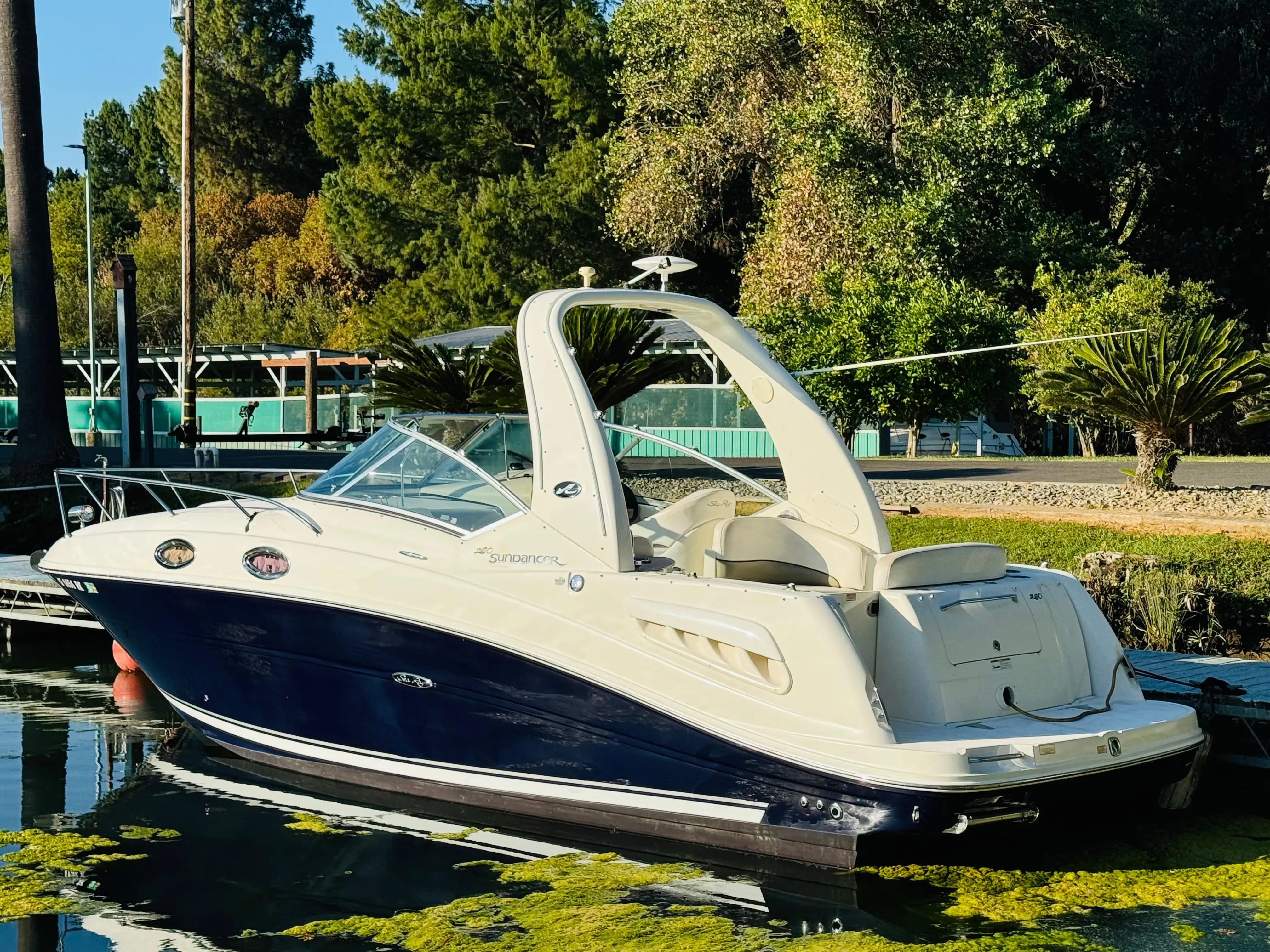 2006 Sea Ray sundancer 260