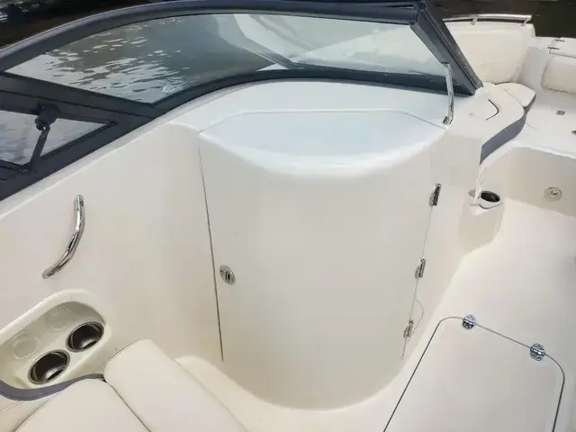 Stingray Boats 211 Dc