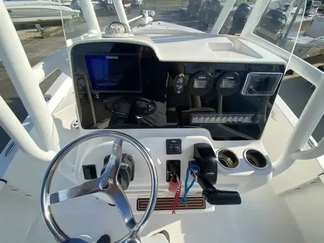 Tidewater Boats 2200 Cb