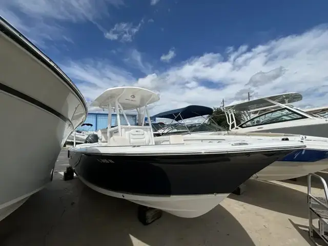 Sea Hunt Boats Ultra 234