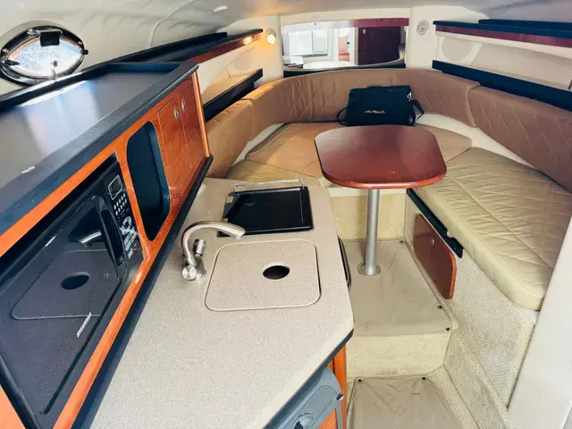 Sea Ray Sundancer 260