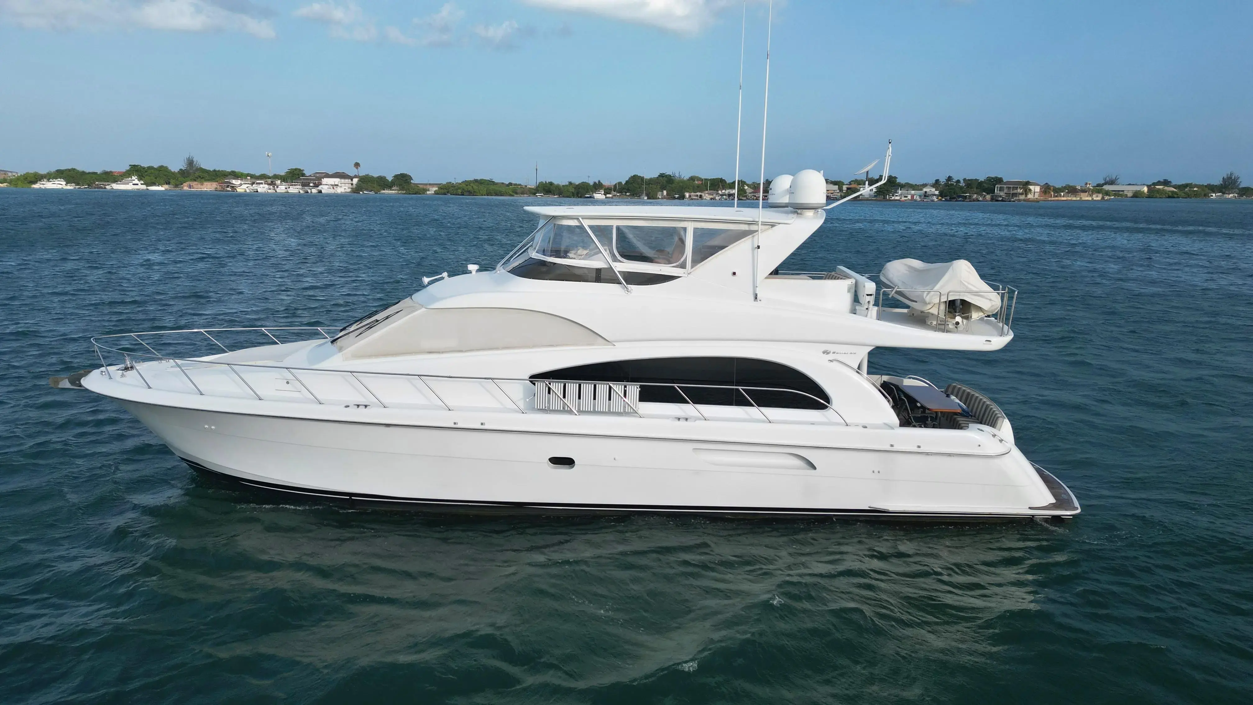 2006 Hatteras 64'