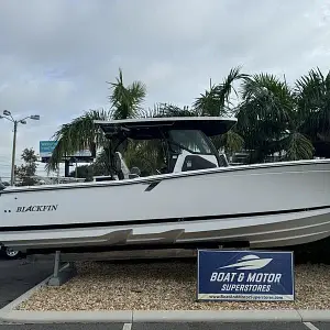 2023 Blackfin Boats 332CC