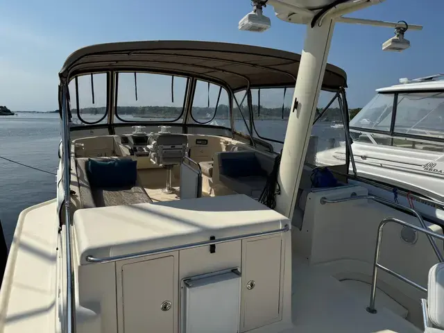 Mainship Boats 40'