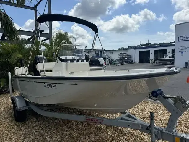 Boston Whaler 170 Montauk