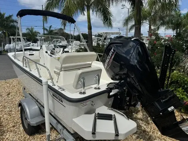 Boston Whaler 170 Montauk