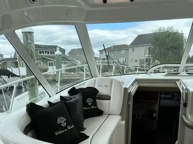 Sea Ray 48 Sundancer