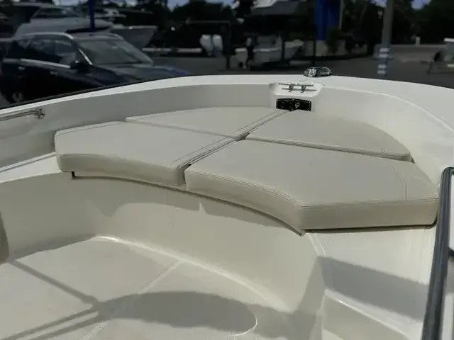 Boston Whaler 170 Montauk